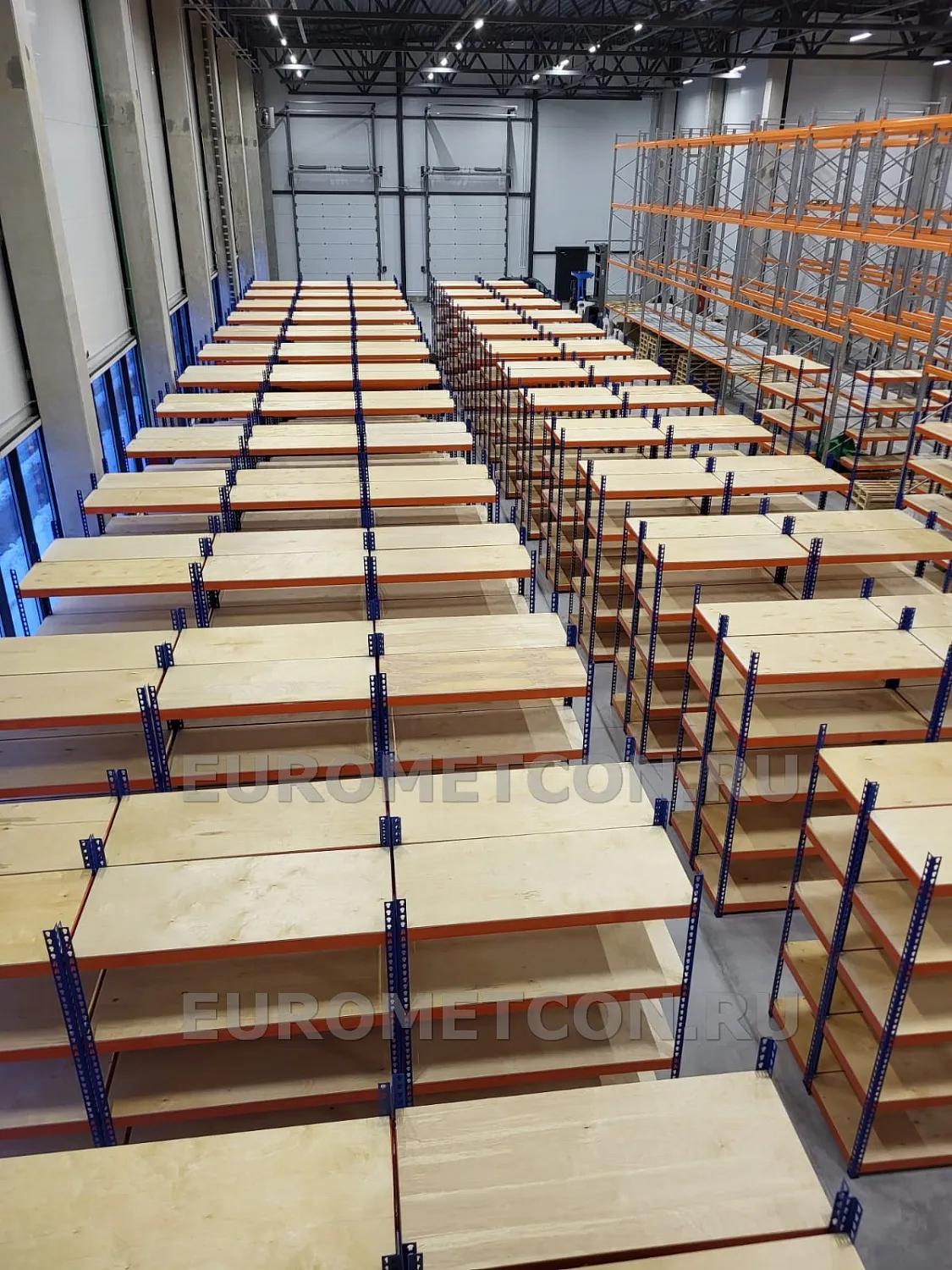 Среднегрузовые полочные стеллажи OTTOBOCK
